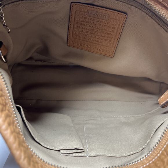 Coach Leather Baguette - Soho C-0782 F 10942 - Y2K Hobo Satchel Boho Carmel Tan - Picture 11 of 13